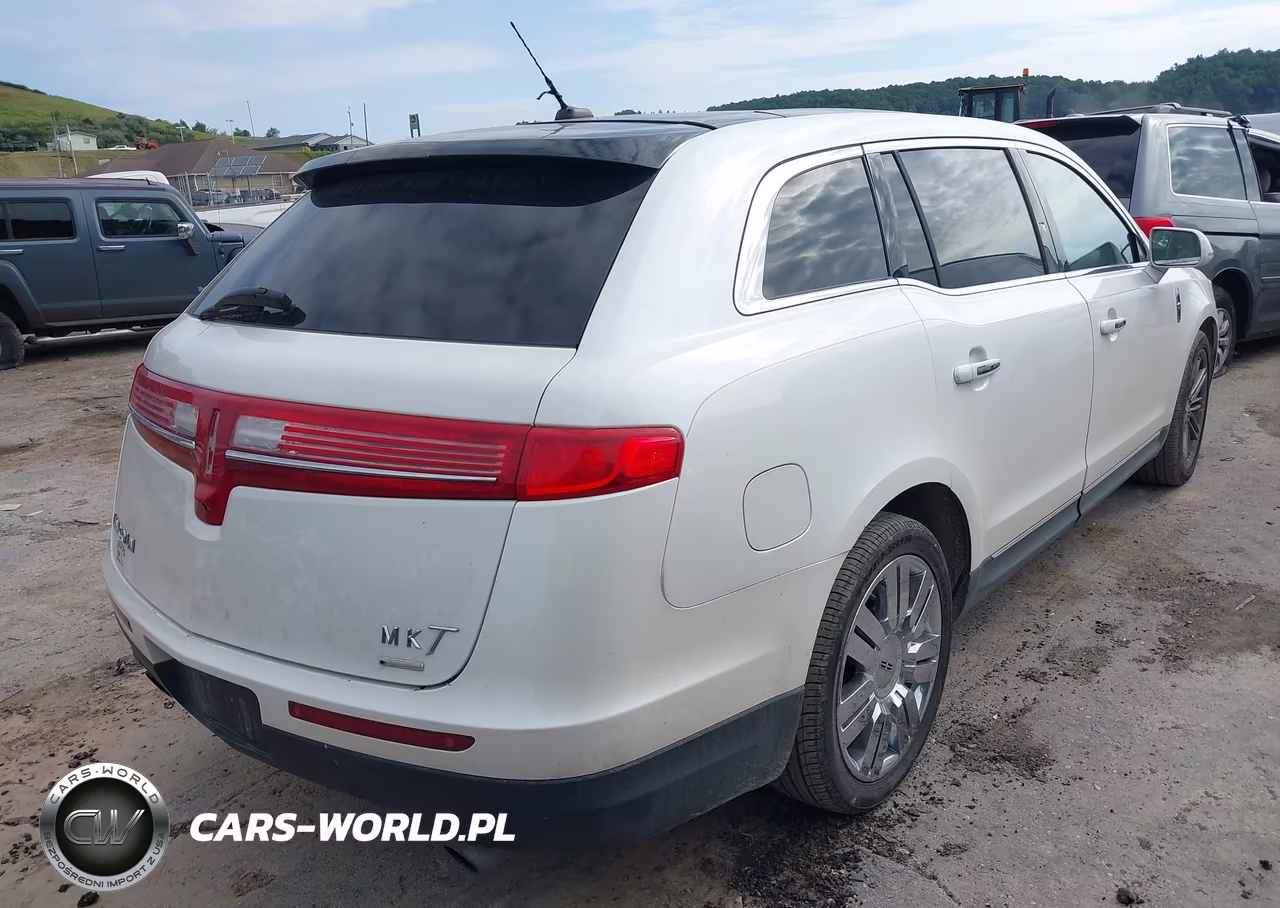 2013 Lincoln Mkt Ecoboost VIN:2LMHJ5AT0DBL52179 - 4