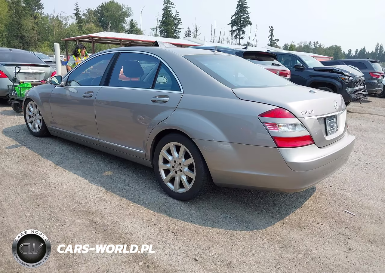 2007 Mercedes-Benz S 550 VIN:WDDNG71X87A050886 - 3