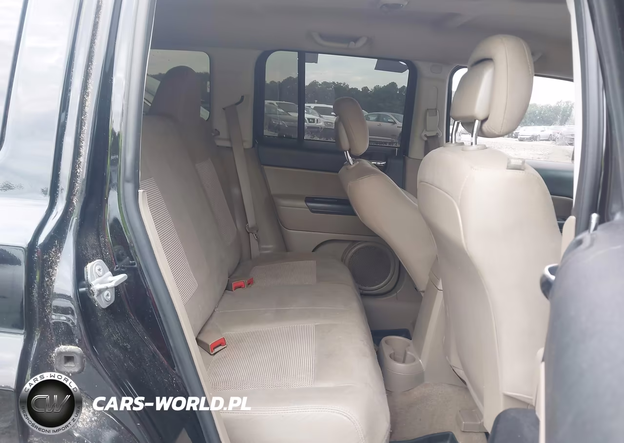 2015 Jeep Patriot Altitude Edition VIN:1C4NJPBA3FD402601 - 8