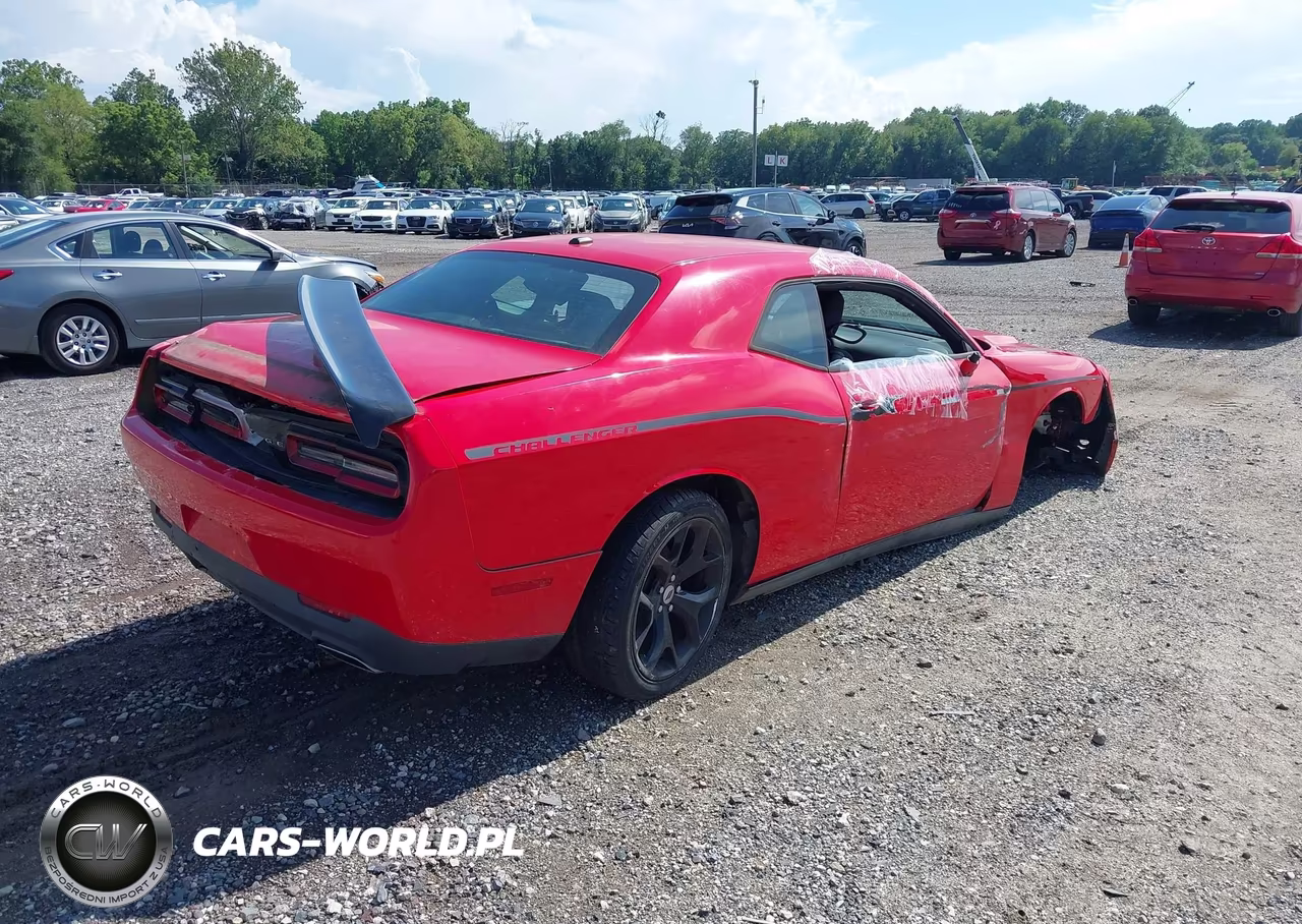 2015 Dodge Challenger Sxt VIN:2C3CDZAG3FH759087 - 4