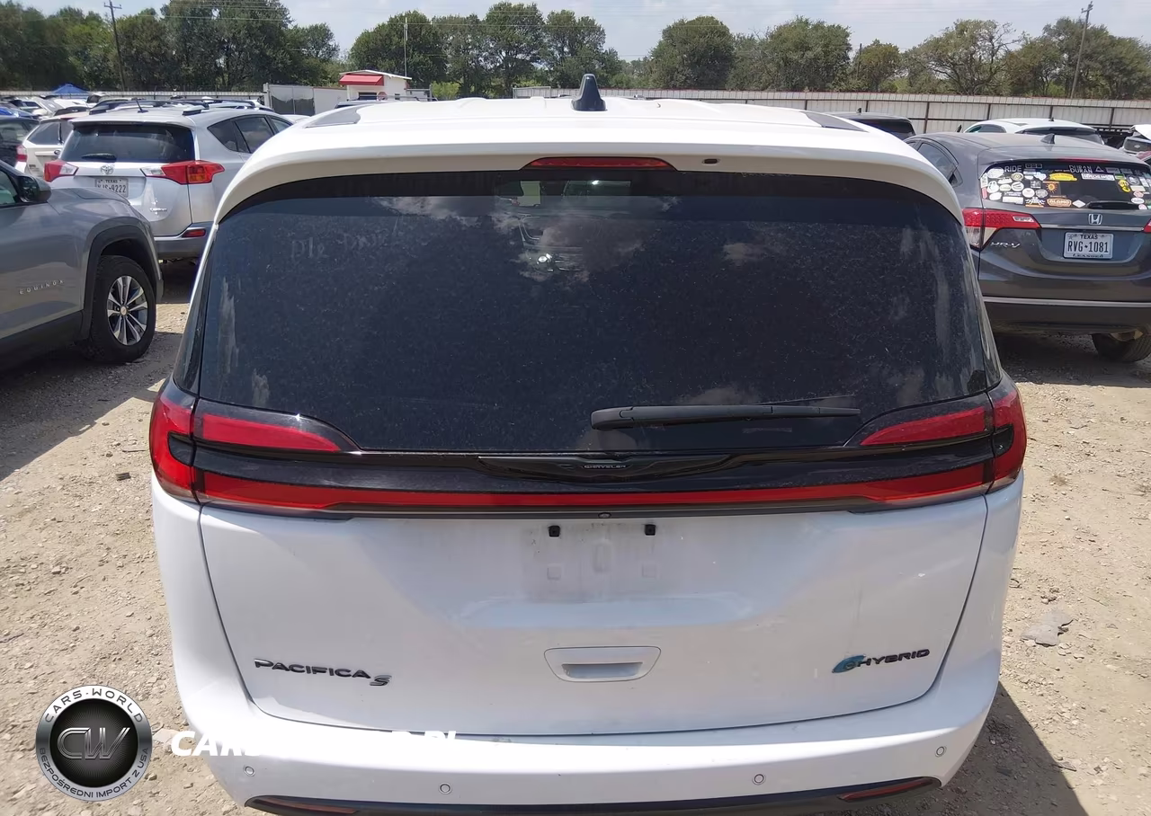 2024 Chrysler Pacifica Hybrid S Appearance Pkg VIN:2C4RC1S78RR160967 - 16