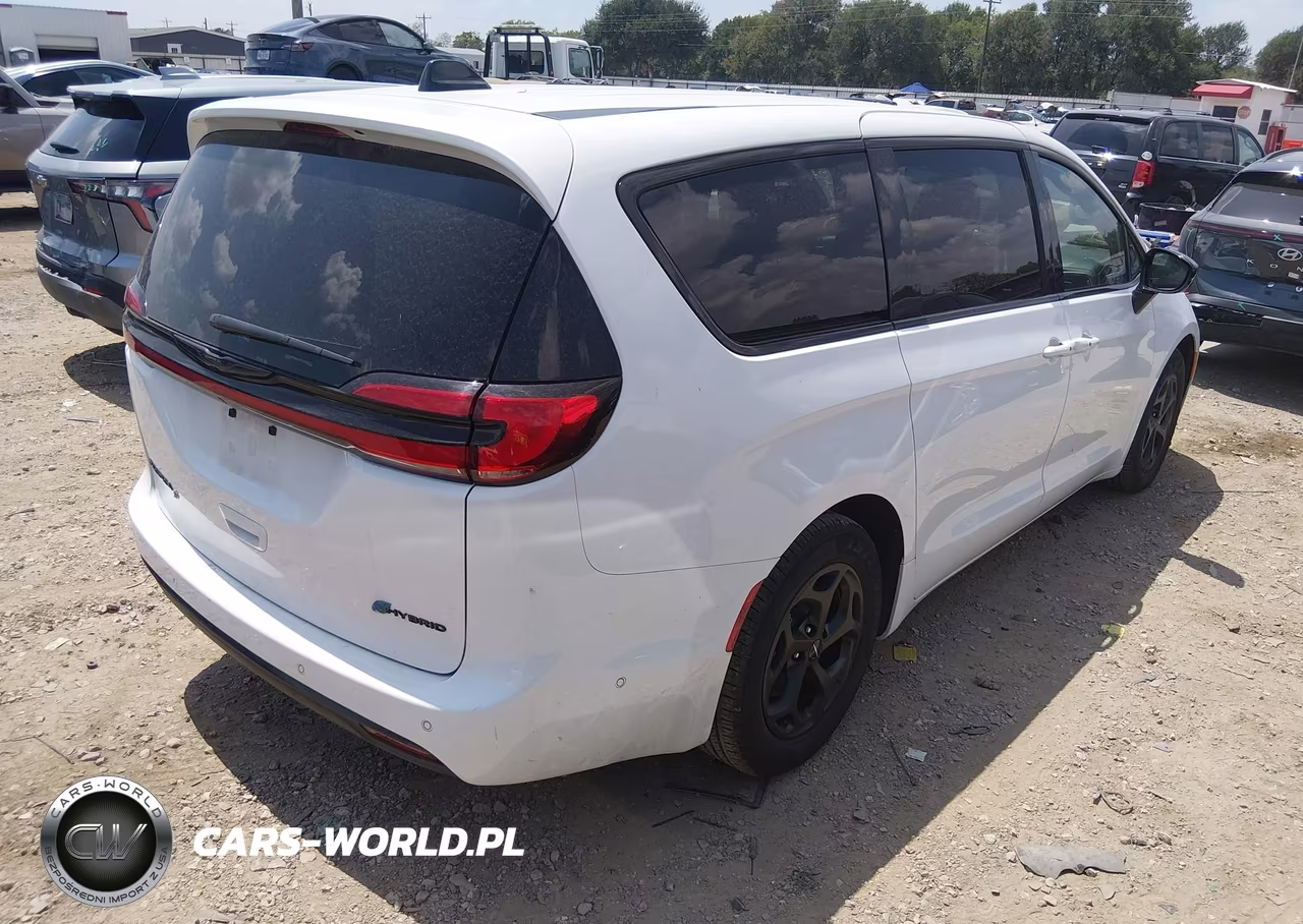 2024 Chrysler Pacifica Hybrid S Appearance Pkg VIN:2C4RC1S78RR160967 - 4