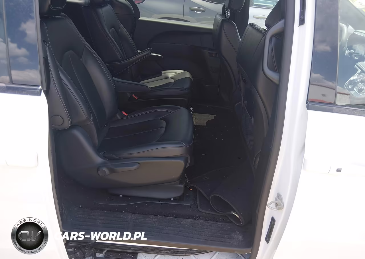 2024 Chrysler Pacifica Hybrid S Appearance Pkg VIN:2C4RC1S78RR160967 - 8