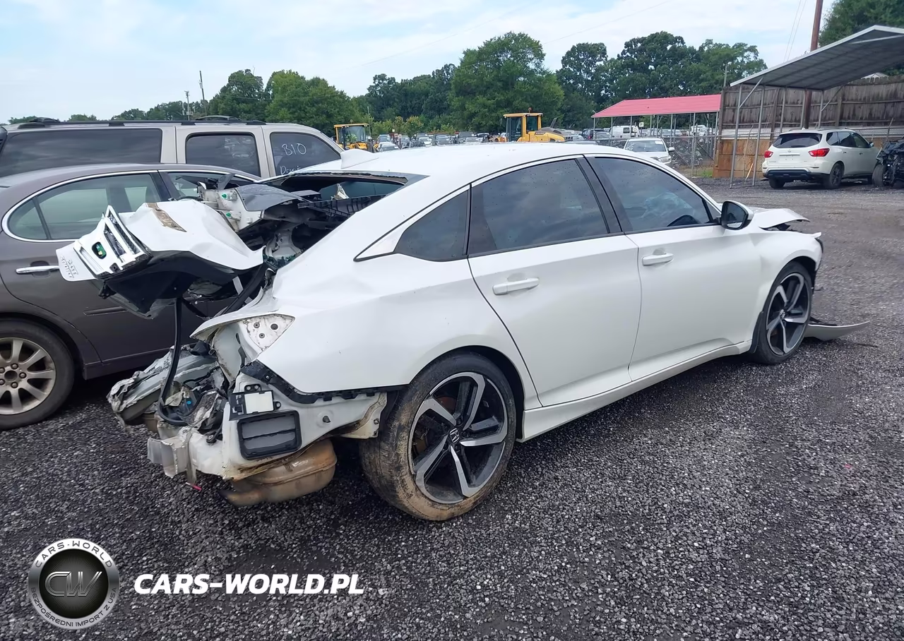 2018 Honda Accord Sport 2.0T VIN:1HGCV2F32JA038807 - 4