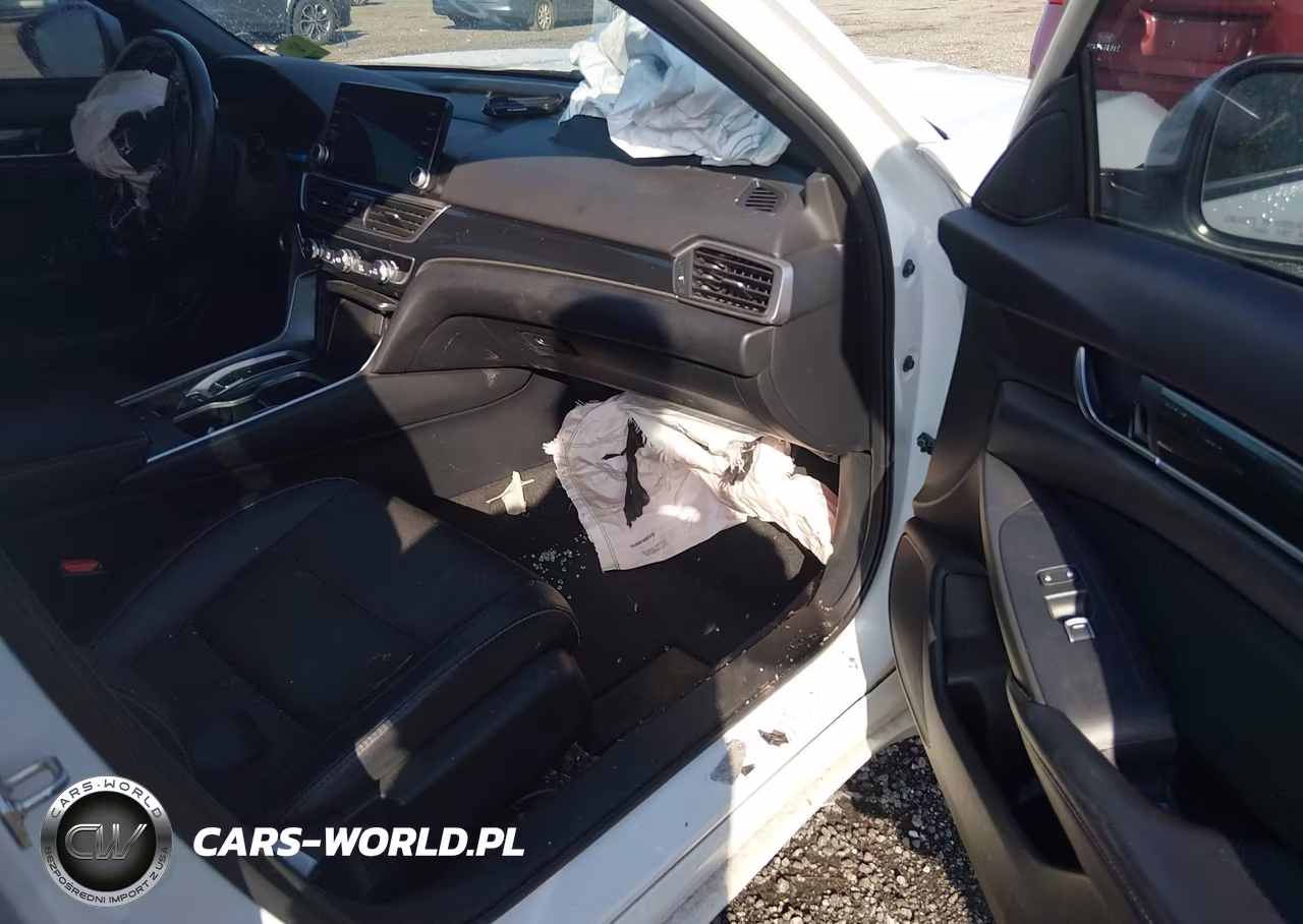 2018 Honda Accord Sport 2.0T VIN:1HGCV2F32JA038807 - 5