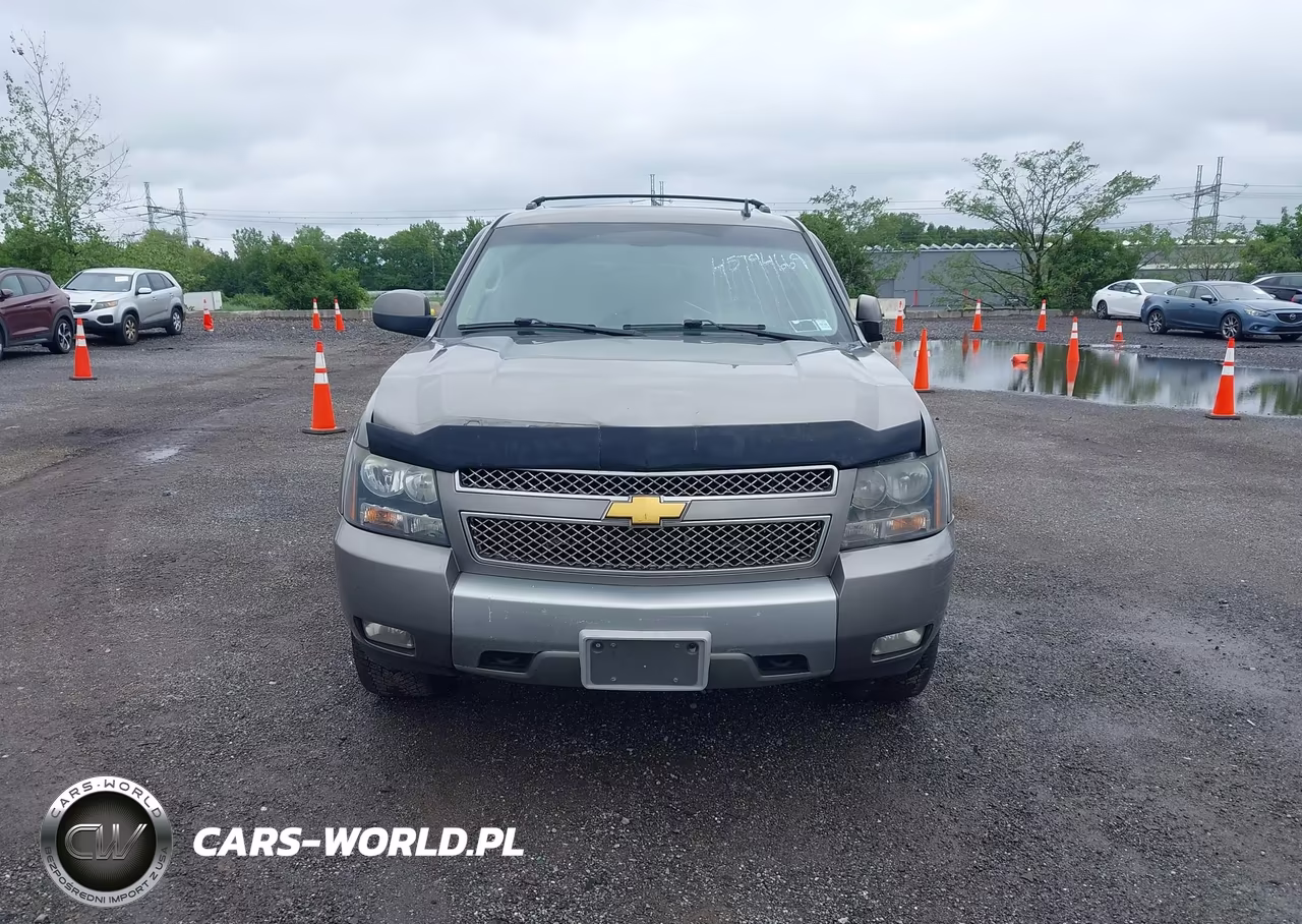2012 Chevrolet Suburban Lt VIN:1GNSKJE72CR178479 - 12