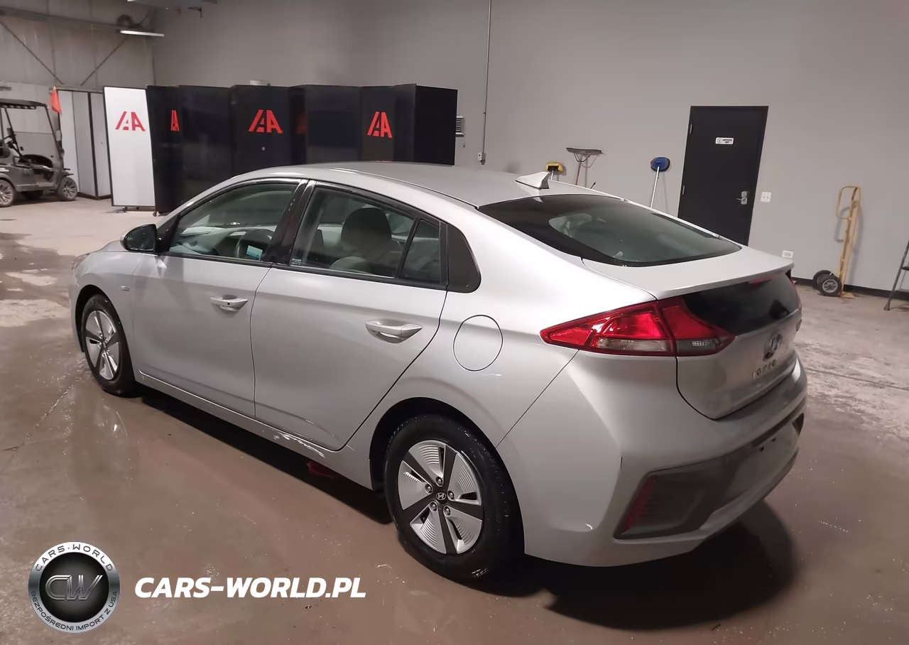 2020 Hyundai Ioniq Hybrid Blue VIN:KMHC65LCXLU220074 - 3