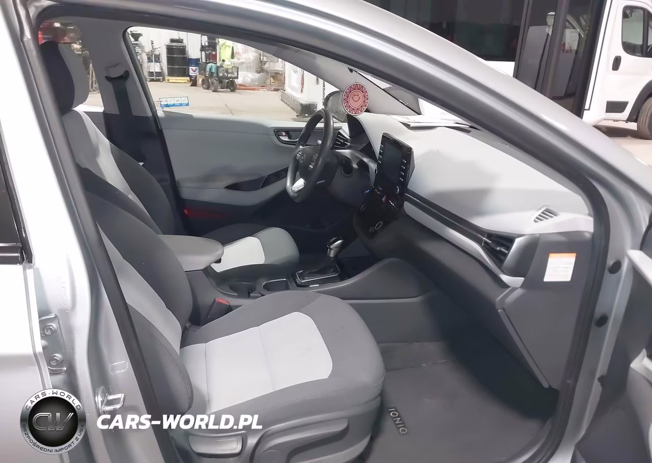 2020 Hyundai Ioniq Hybrid Blue VIN:KMHC65LCXLU220074 - 5