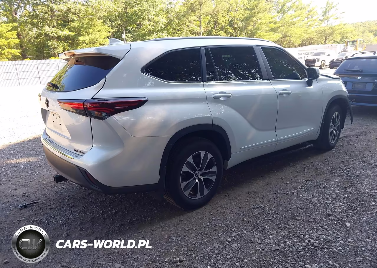2024 Toyota Highlander Xle VIN:5TDKDRBH3RS536682 - 4