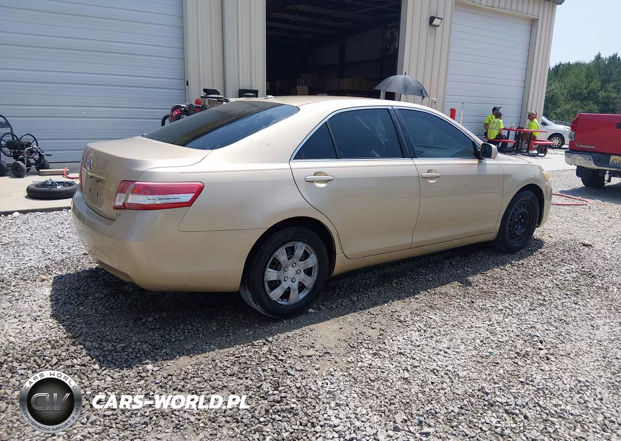 2011 Toyota Camry Le VIN:4T1BF3EK5BU221801 - 4