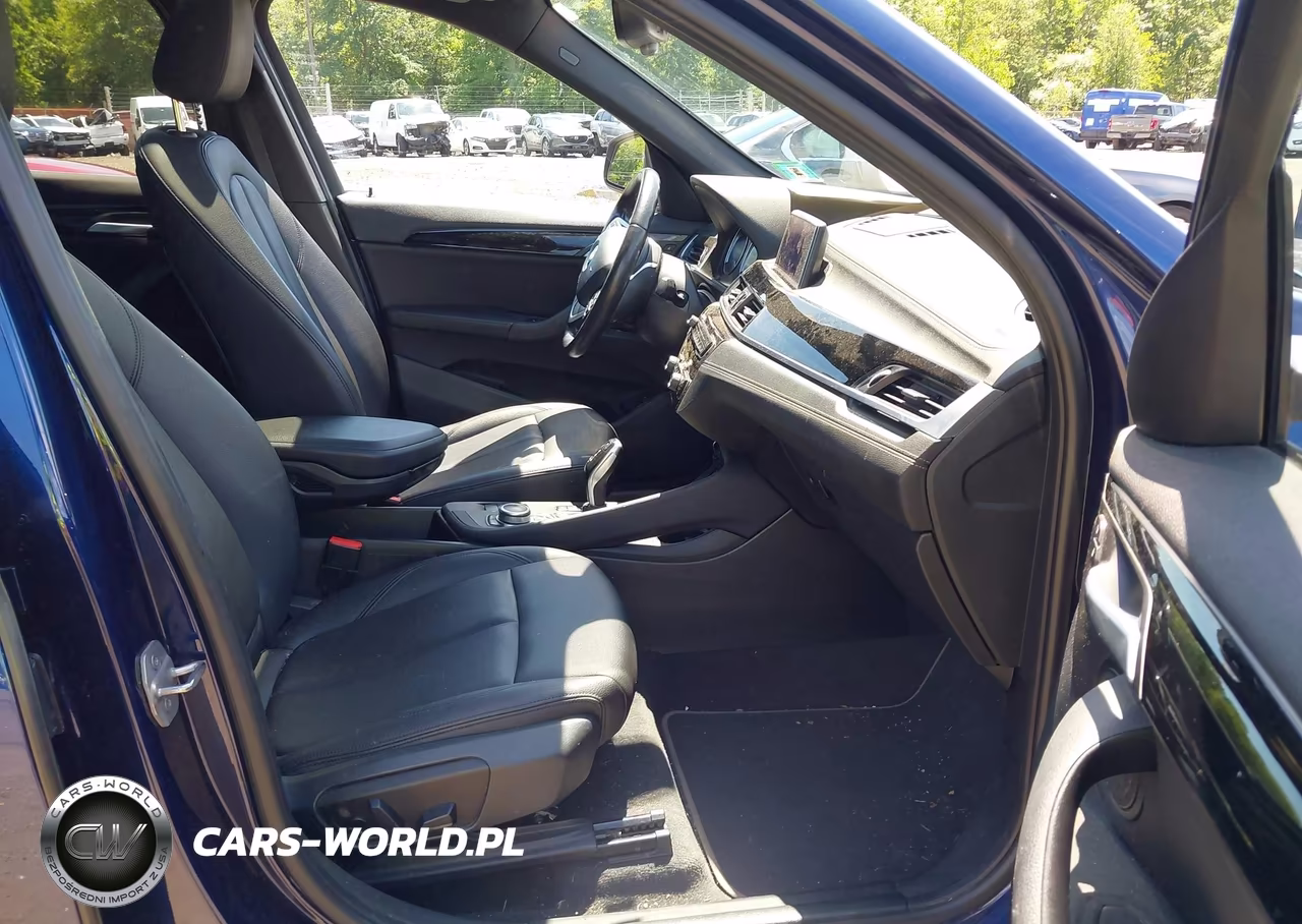 2020 BMW X1 xDrive28I VIN:WBXJG9C08L3L83143 - 5