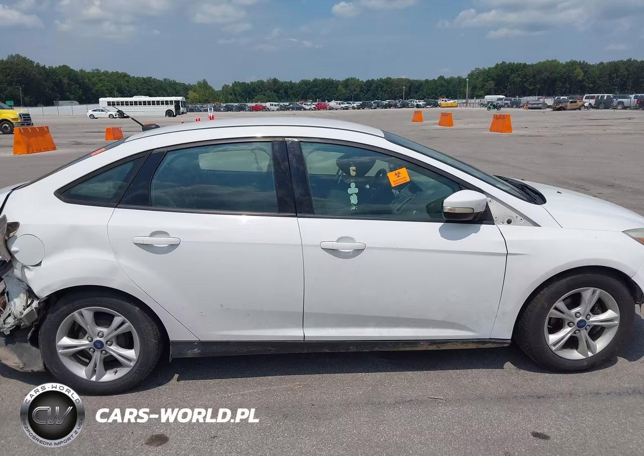 2014 Ford Focus Se VIN:1FADP3F22EL459436 - 13
