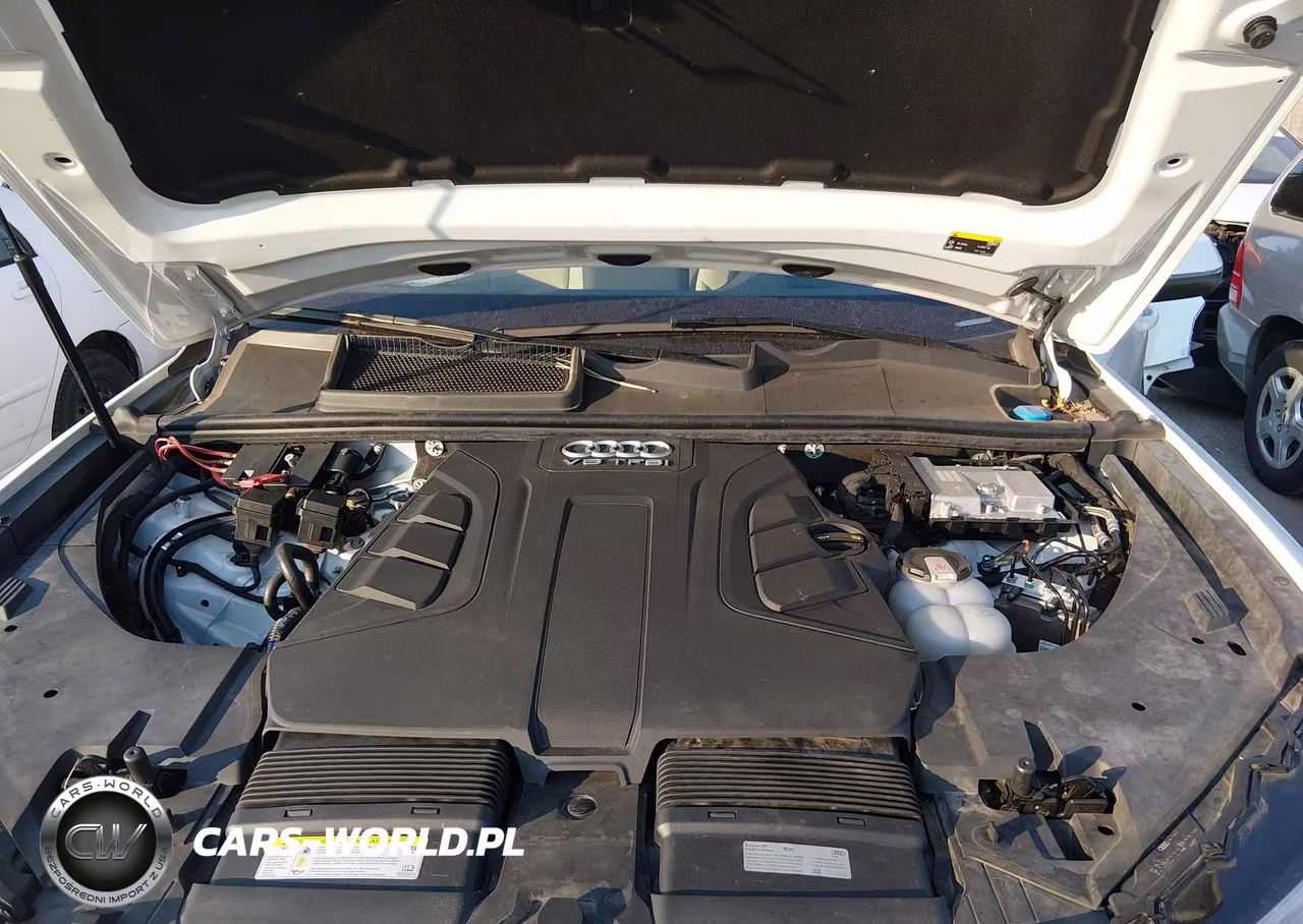 2018 Audi Q7 3.0T Premium VIN:WA1VAAF75JD053830 - 10