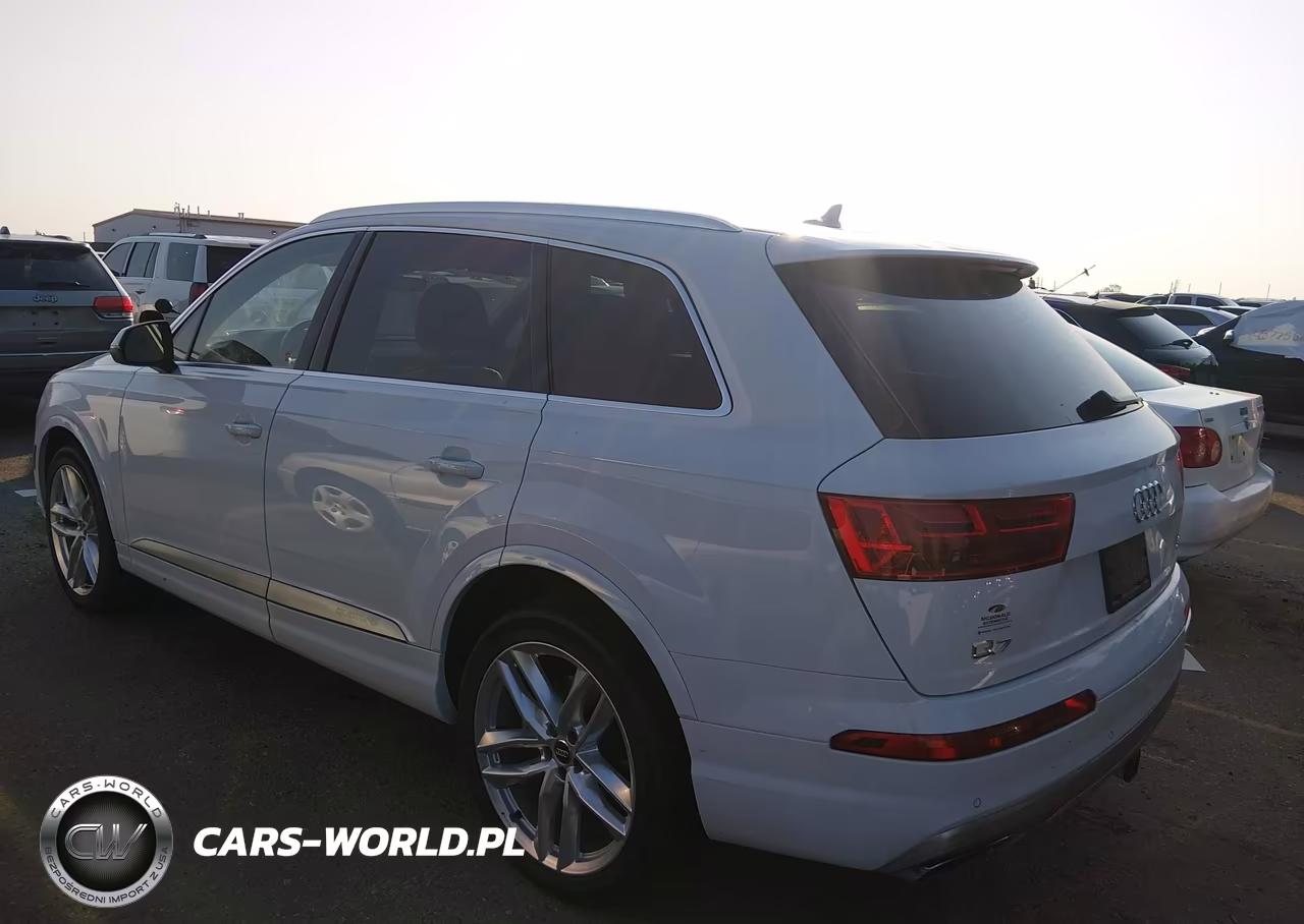 2018 Audi Q7 3.0T Premium VIN:WA1VAAF75JD053830 - 14