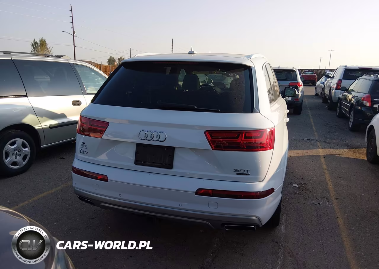 2018 Audi Q7 3.0T Premium VIN:WA1VAAF75JD053830 - 16