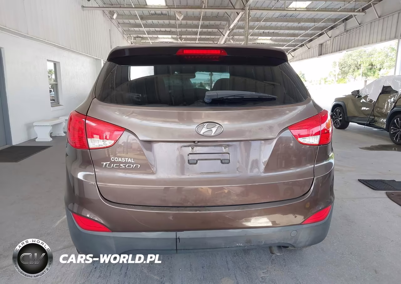 2015 Hyundai Tucson Gls VIN:KM8JT3AF0FU985994 - 16