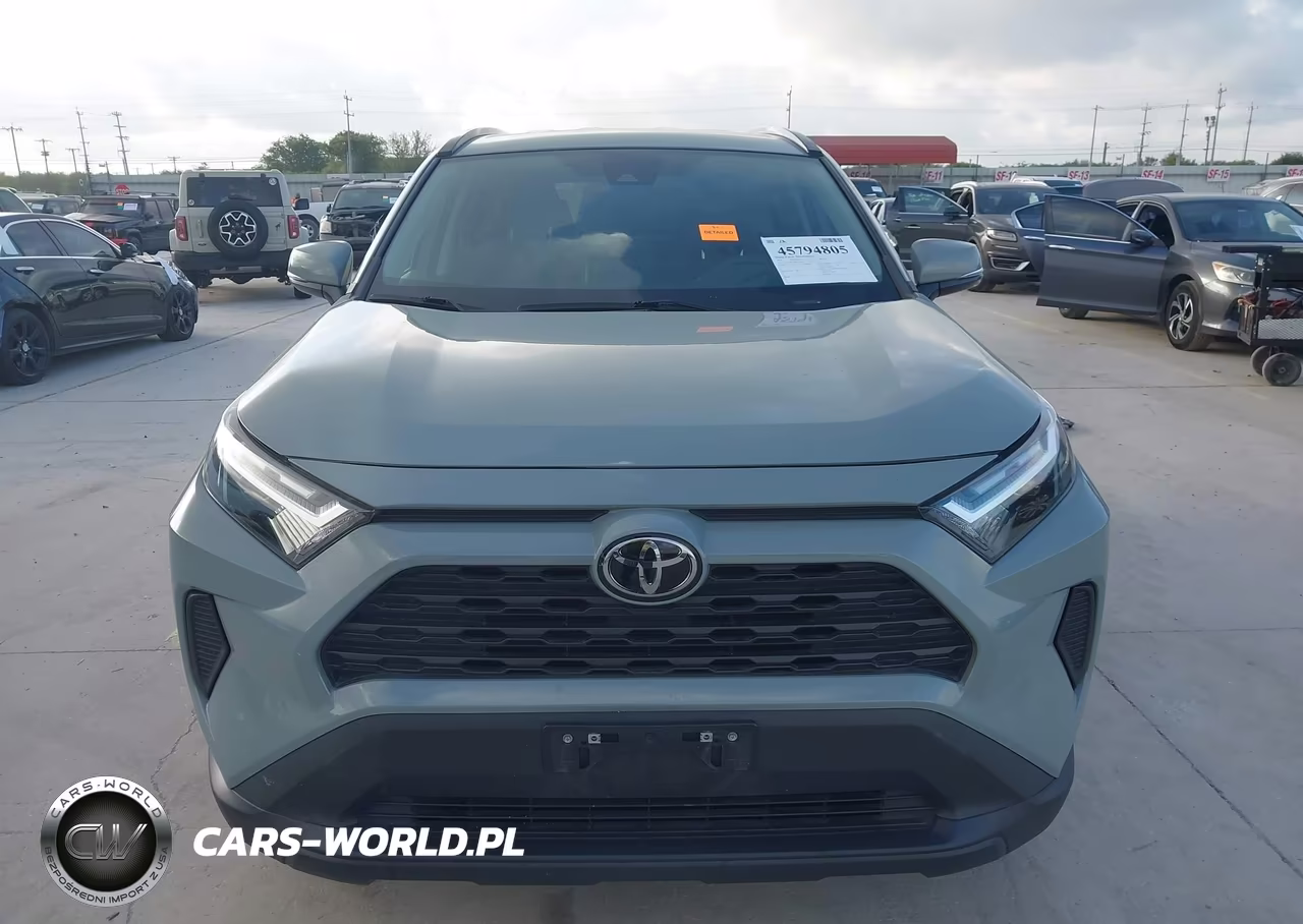 2023 Toyota Rav4 Xle VIN:2T3W1RFV6PW256390 - 13
