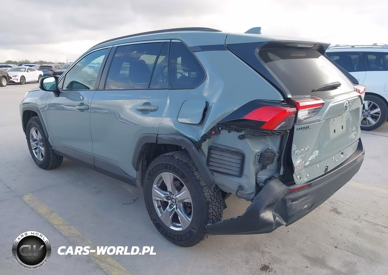 2023 Toyota Rav4 Xle VIN:2T3W1RFV6PW256390 - 3