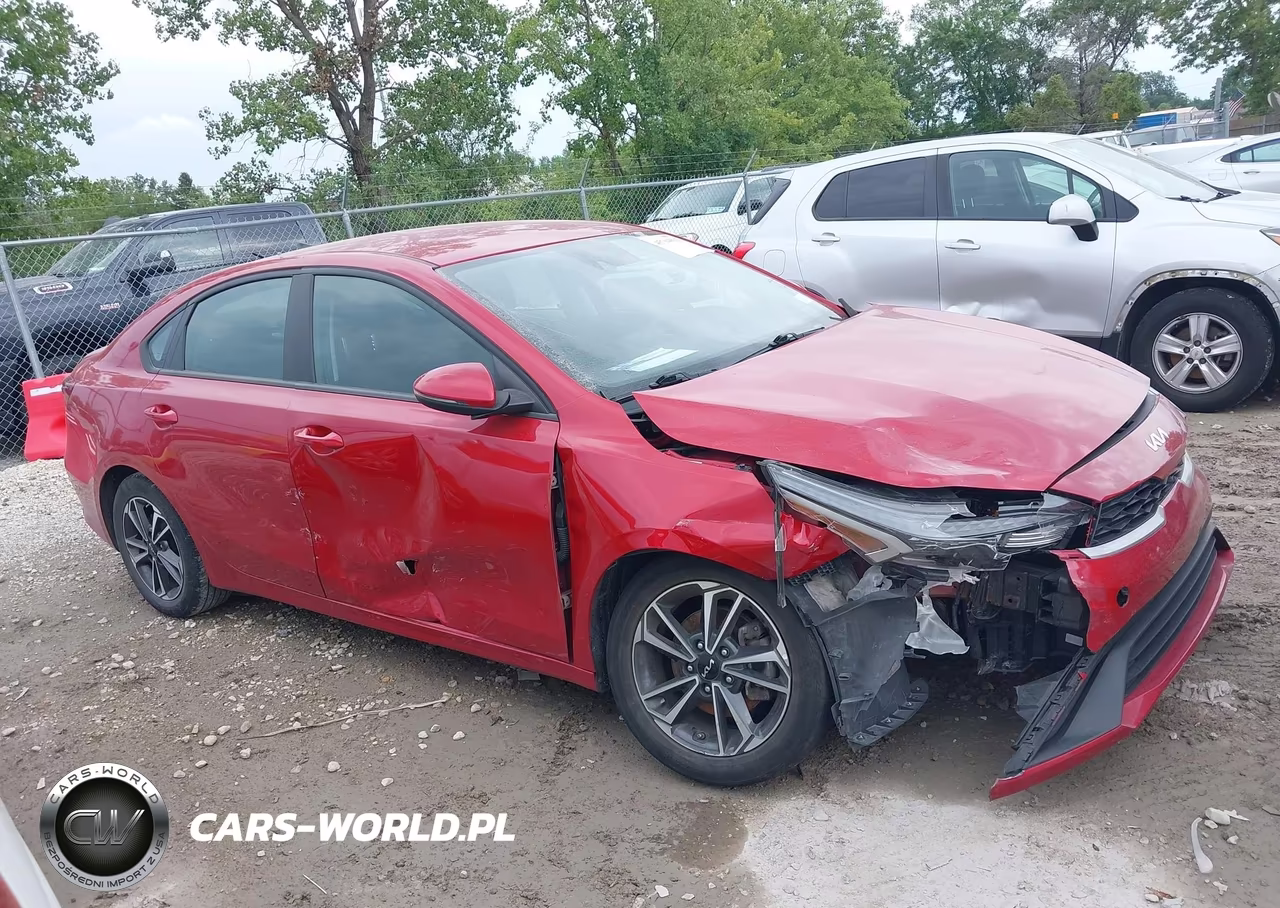 2023 Kia Forte Lxs VIN:3KPF24AD8PE688456 - 13