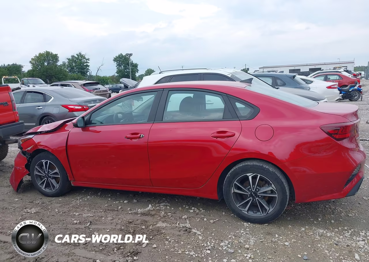 2023 Kia Forte Lxs VIN:3KPF24AD8PE688456 - 14