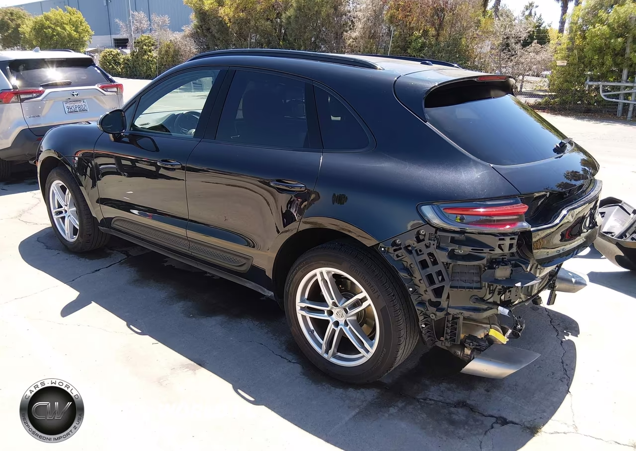 2024 Porsche Macan T VIN:WP1AA2A53RLB16469 - 3