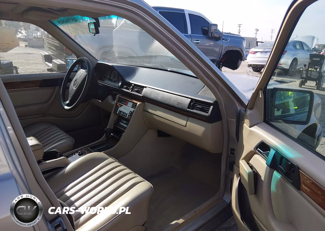 1995 Mercedes-Benz E 320 VIN:WDBEA92E6SF313875 - 5