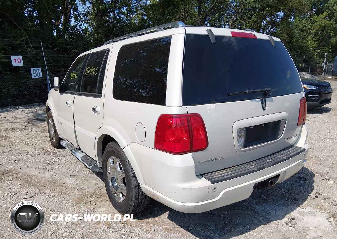 2006 Lincoln Navigator Luxury-Ultimate VIN:5LMFU28566LJ21187 - 3