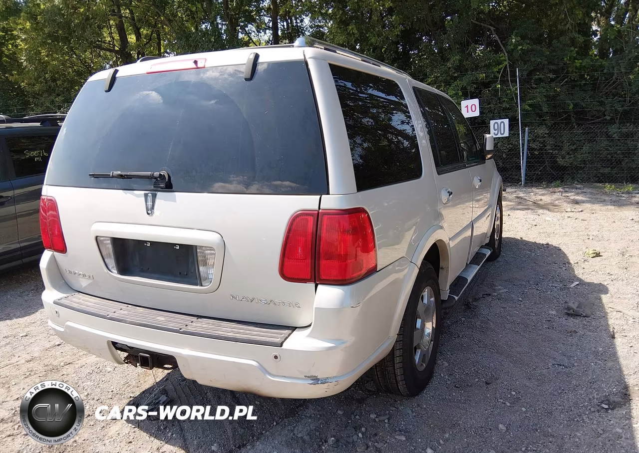 2006 Lincoln Navigator Luxury-Ultimate VIN:5LMFU28566LJ21187 - 4