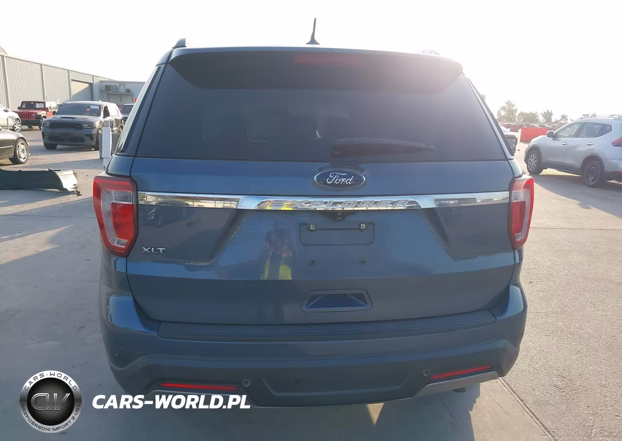2019 Ford Explorer Xlt VIN:1FM5K7D8XKGA51004 - 17