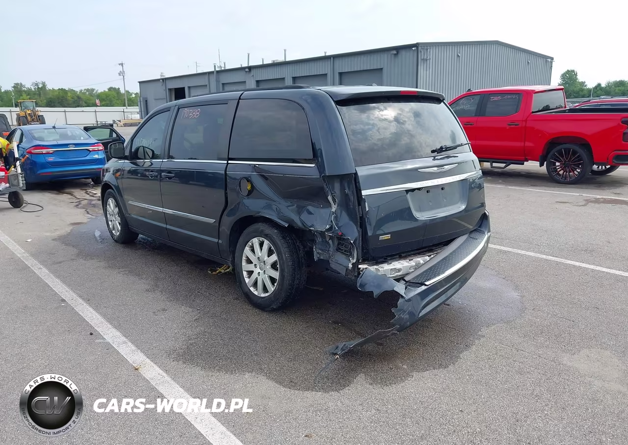 2013 Chrysler Town & Country Touring VIN:2C4RC1BG8DR689182 - 3