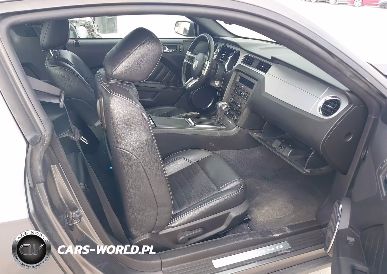 2011 Ford Mustang V6 Premium VIN:1ZVBP8AM6B5131764 - 5