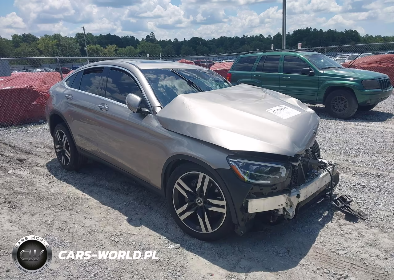 2021 Mercedes-Benz Glc 300 Coupe 4Matic – zdjęcie 1 z 20