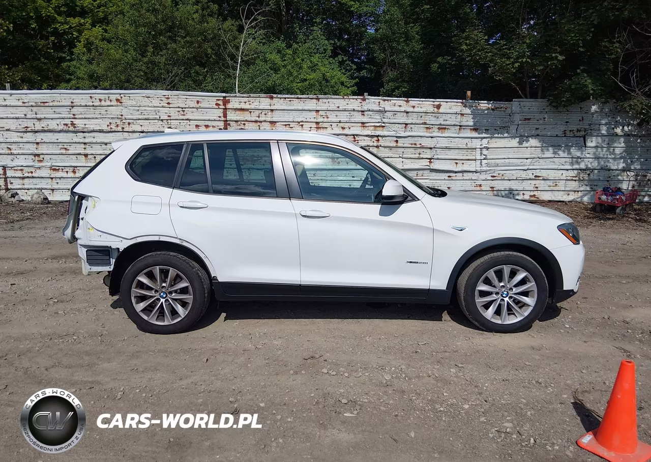 2015 BMW X3 xDrive28I VIN:5UXWX9C53F0D54994 - 14