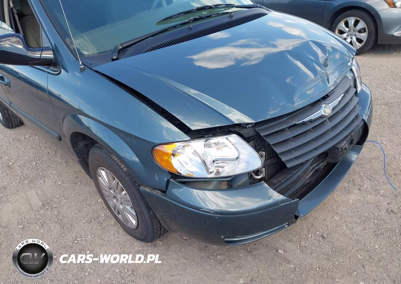 2006 Chrysler Town & Country VIN:1A4GP45R06B655307 - 12