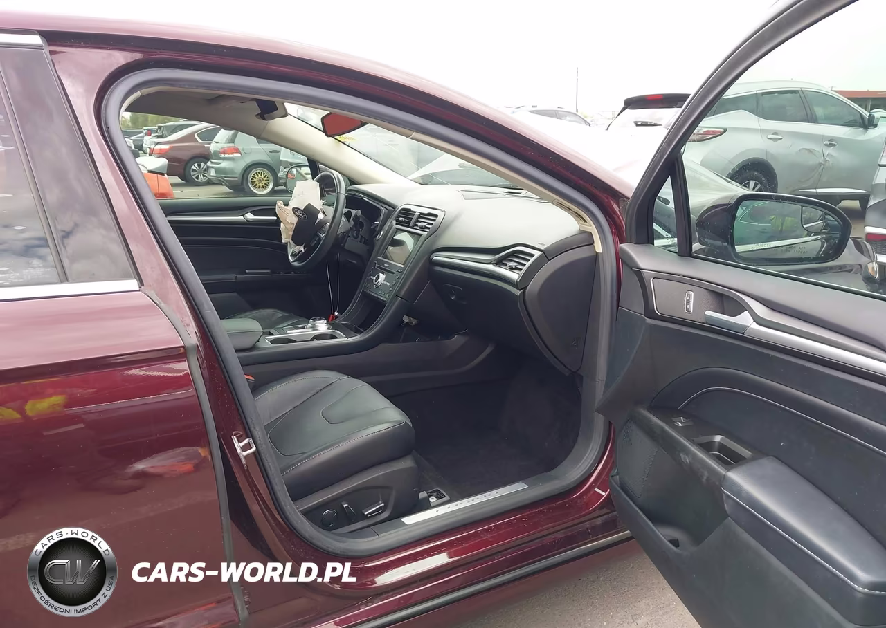 2017 Ford Fusion Titanium VIN:3FA6P0K96HR229155 - 5