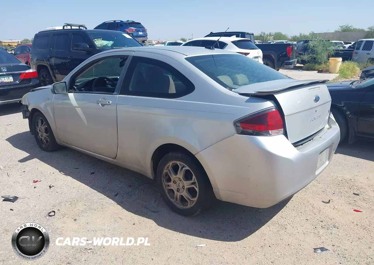 2009 Ford Focus Se VIN:1FAHP32N29W237131 - 3