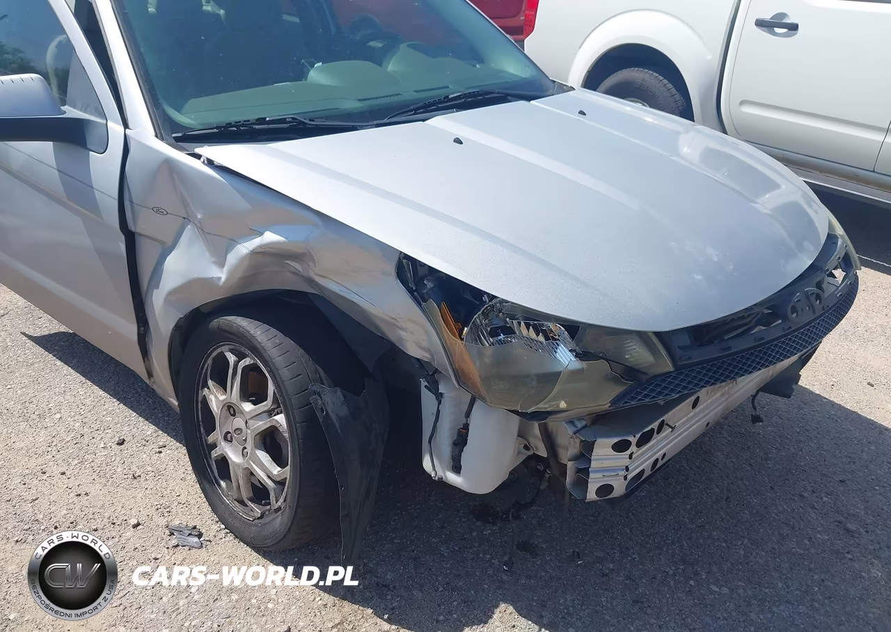 2009 Ford Focus Se VIN:1FAHP32N29W237131 - 6