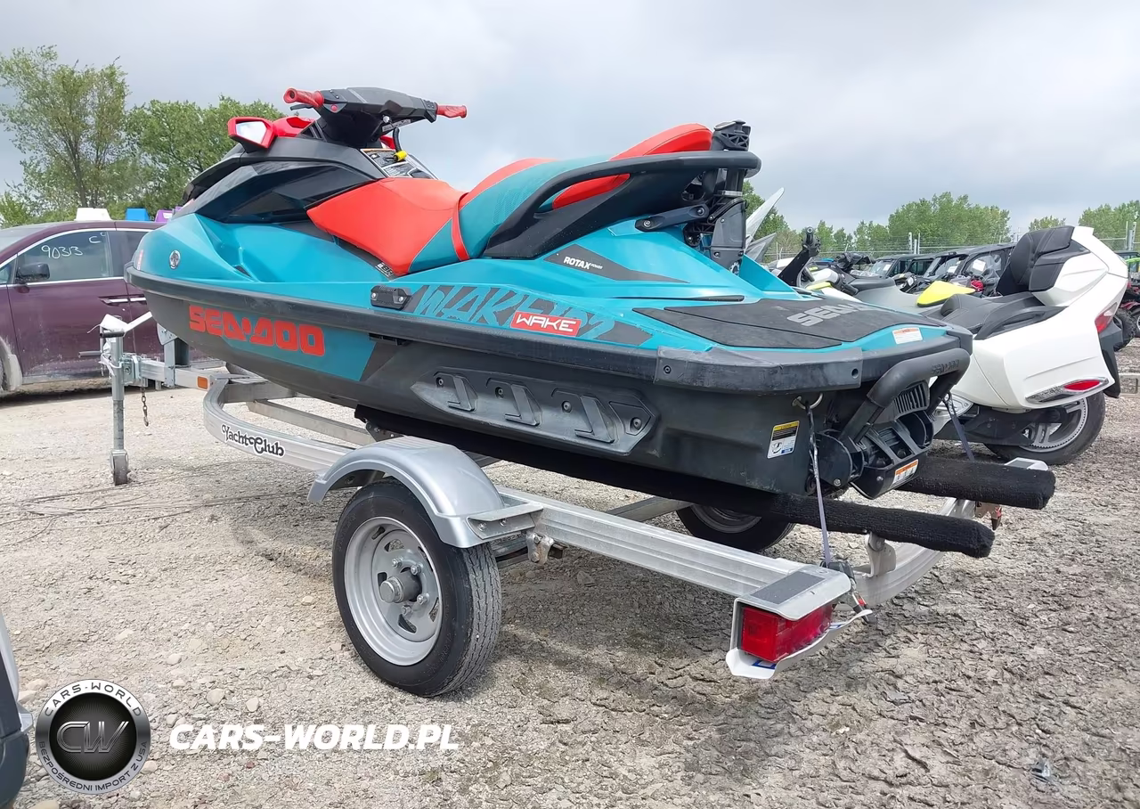 2018 Seadoo Wake 155 VIN:YDV46592C818 - 3