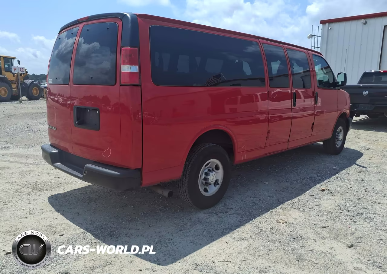 2019 Chevrolet Express 3500 Ls VIN:1GAZGNFG8K1275951 - 4