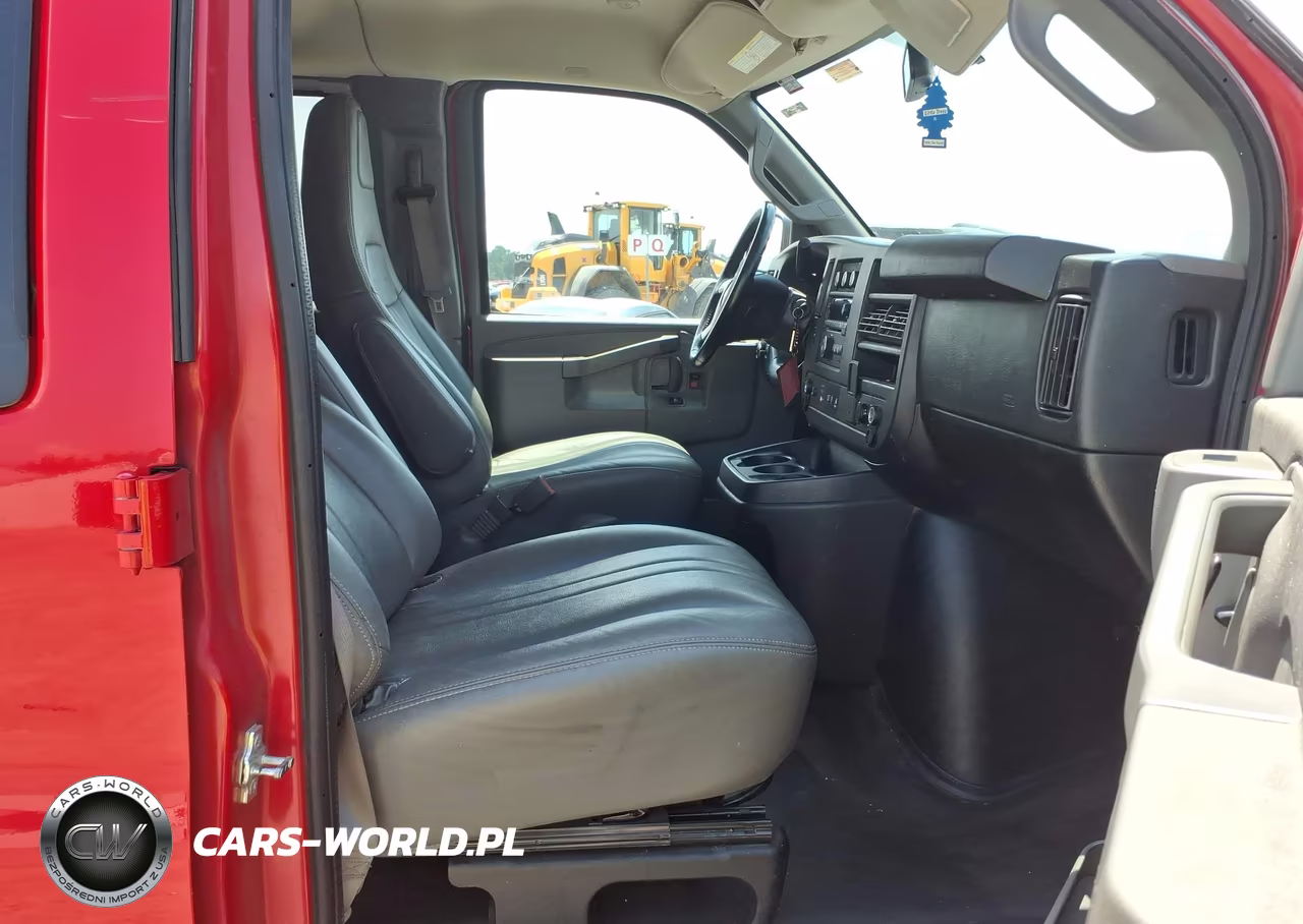 2019 Chevrolet Express 3500 Ls VIN:1GAZGNFG8K1275951 - 5