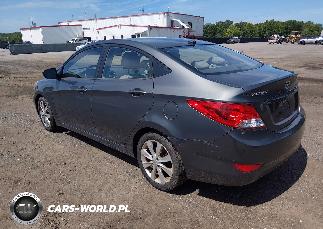 2012 Hyundai Accent Gls VIN:KMHCU4AE7CU059722 - 3