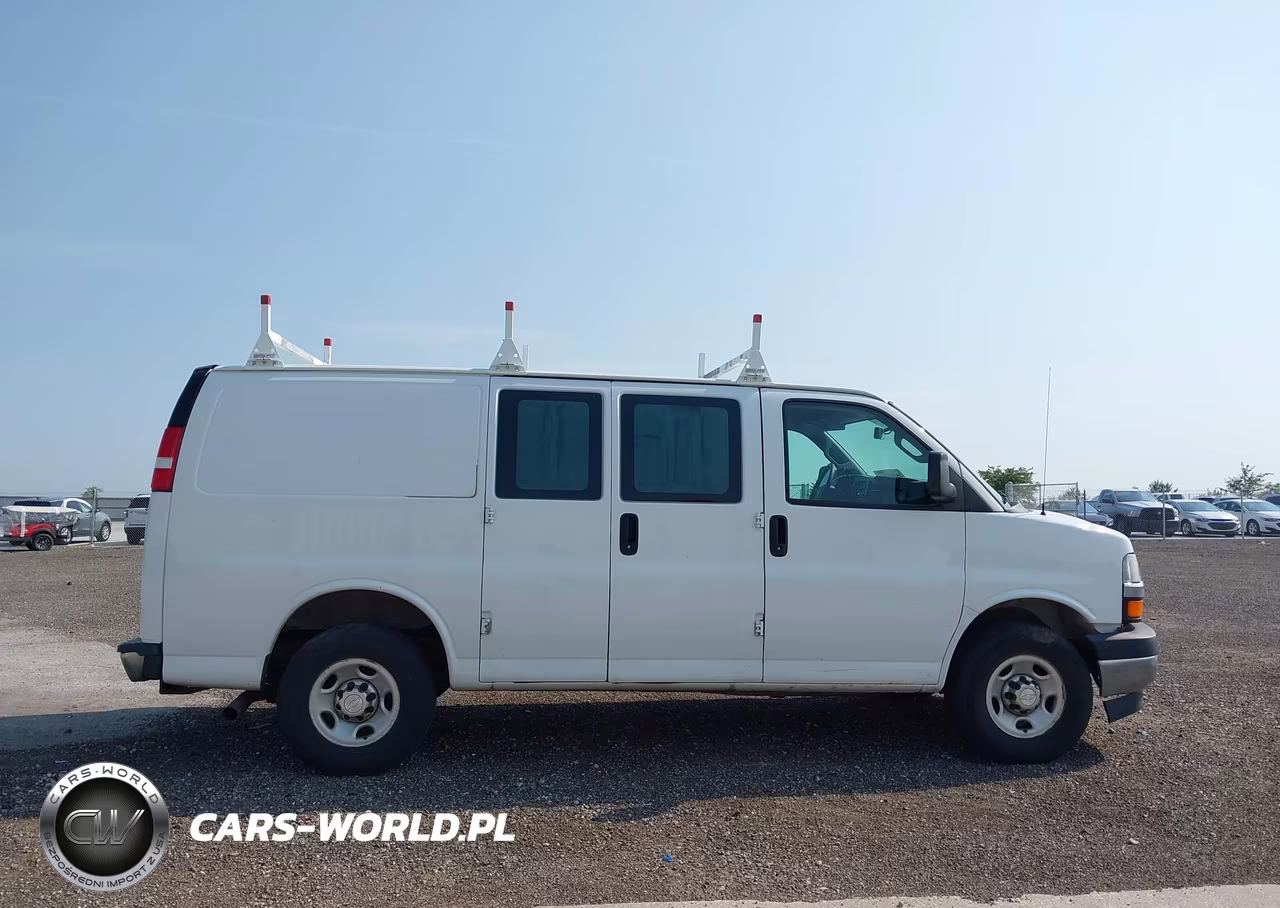 2018 Chevrolet Express 3500 Work Van VIN:1GCZGGFG6J1178572 - 13