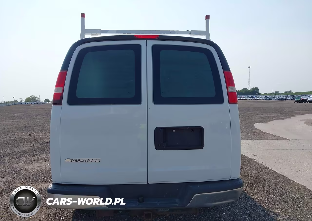 2018 Chevrolet Express 3500 Work Van VIN:1GCZGGFG6J1178572 - 16