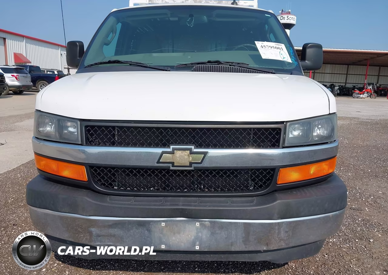 2018 Chevrolet Express 3500 Work Van VIN:1GCZGGFG6J1178572 - 6