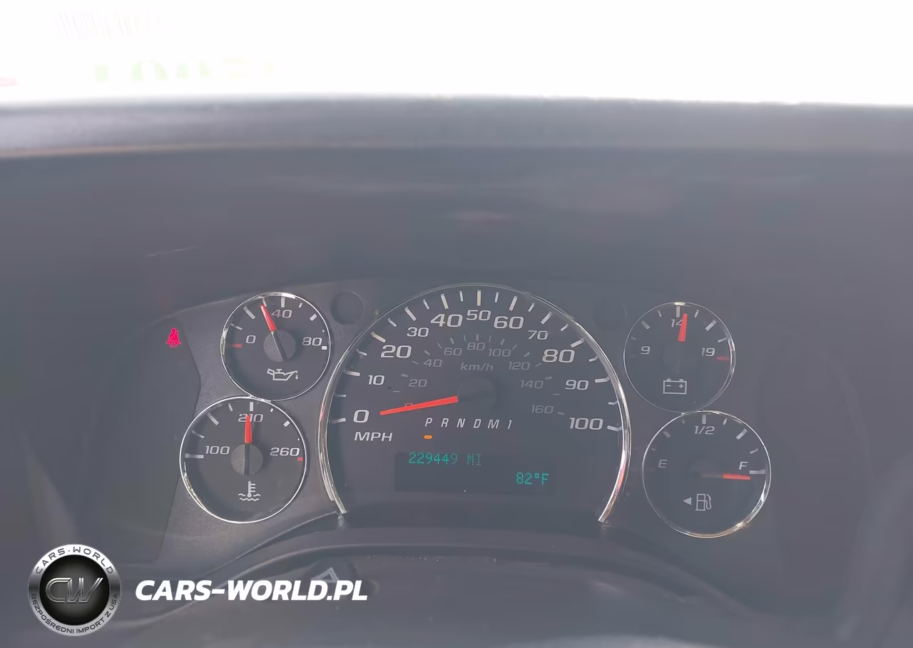 2018 Chevrolet Express 3500 Work Van VIN:1GCZGGFG6J1178572 - 7