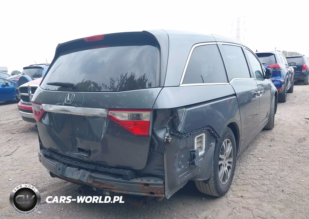 2013 Honda Odyssey Ex-L VIN:5FNRL5H68DB025935 - 4