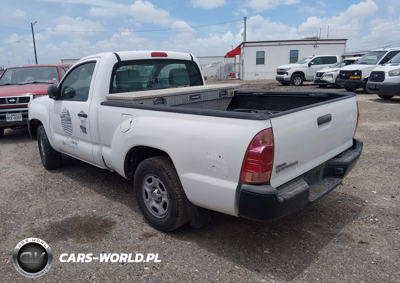 2014 Toyota Tacoma VIN:5TFNX4CN3EX035811 - 3