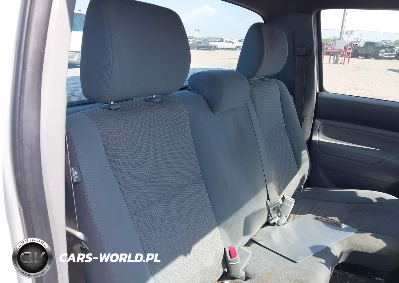 2014 Toyota Tacoma VIN:5TFNX4CN3EX035811 - 8