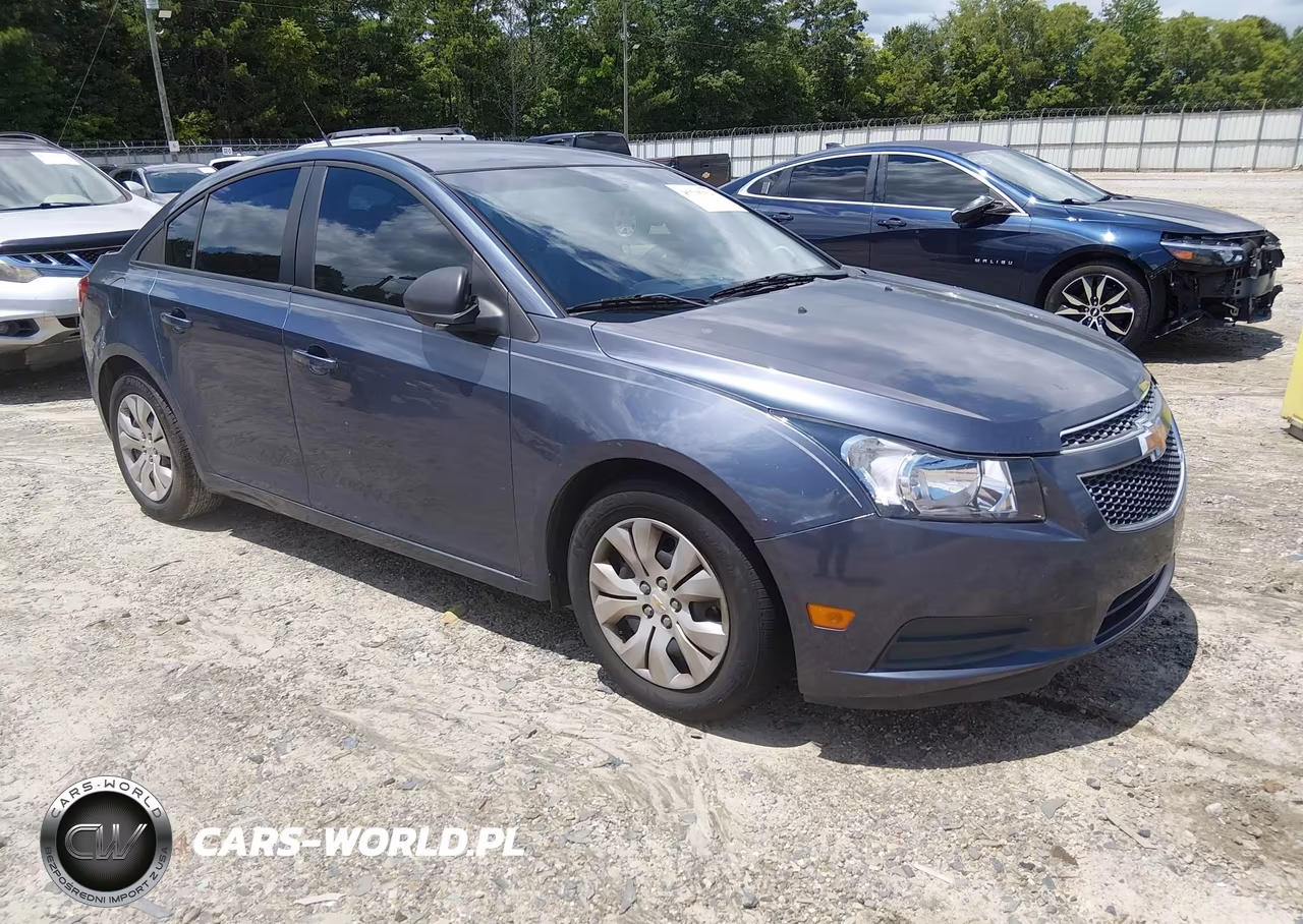 2014 Chevrolet Cruze Ls Auto – zdjęcie 1 z 12