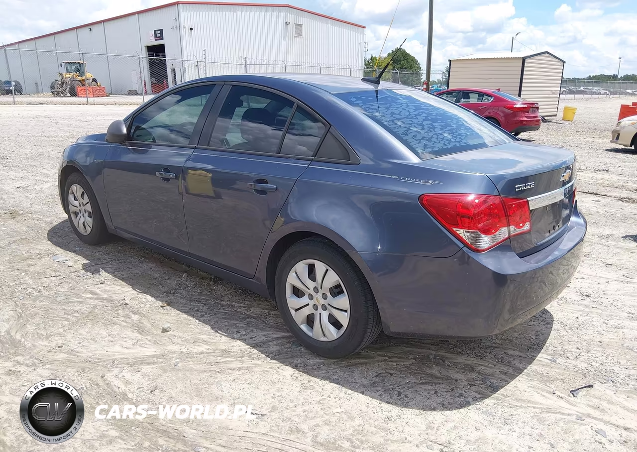 2014 Chevrolet Cruze Ls Auto VIN:1G1PA5SH7E7349949 - 3